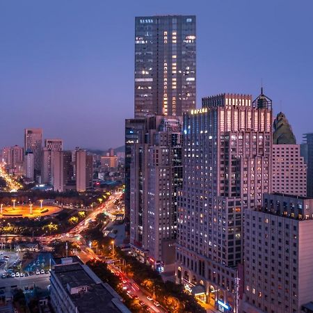 Wuhan Hongguang Hotel Bagian luar foto