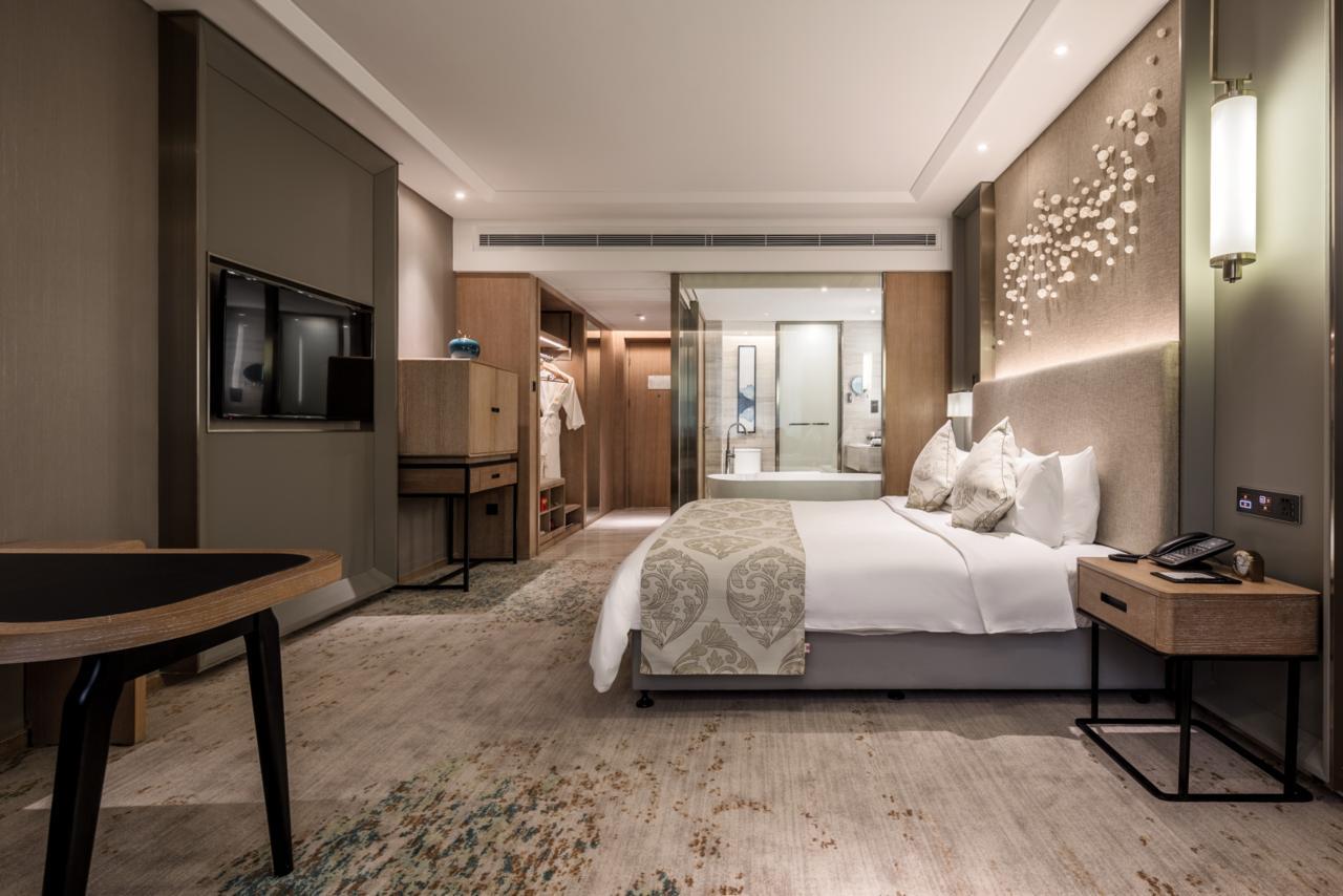 Wuhan Hongguang Hotel Bagian luar foto