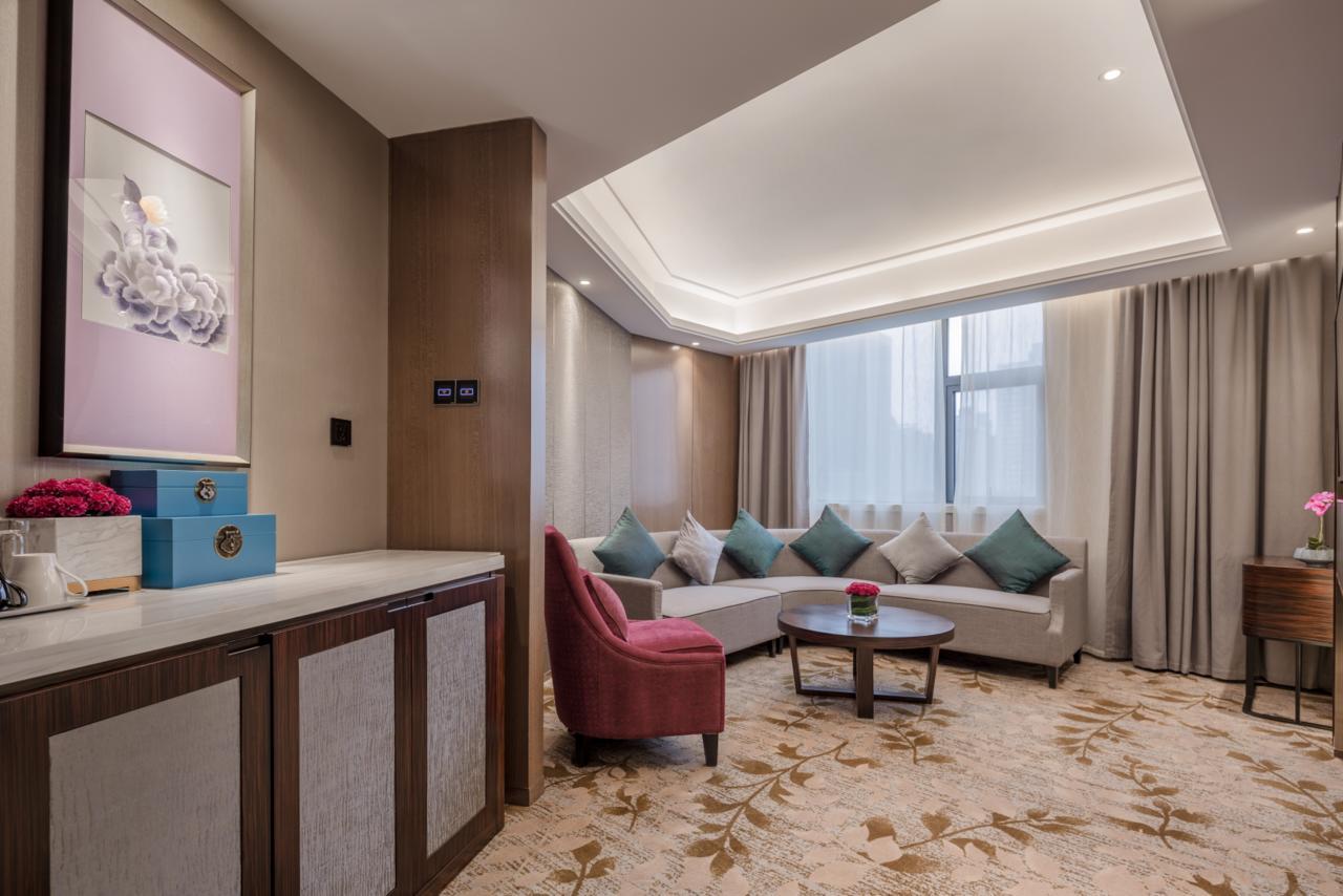 Wuhan Hongguang Hotel Bagian luar foto